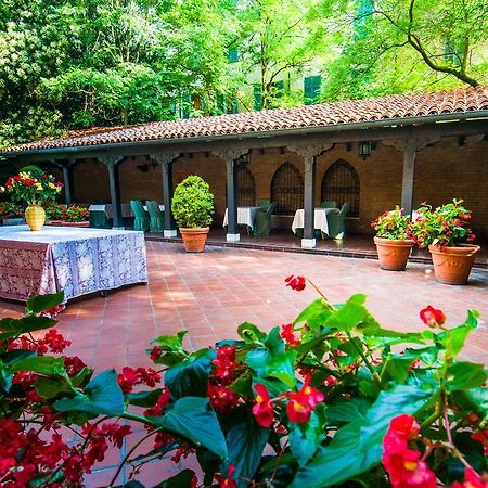 بوسيتو Hotel I Due Foscari المظهر الخارجي الصورة