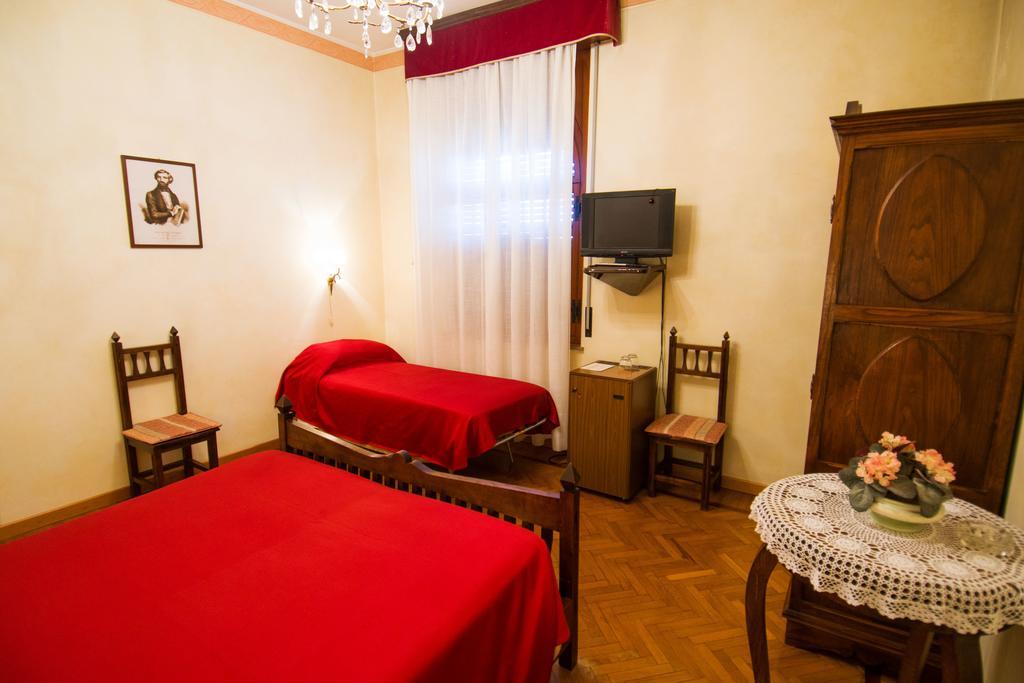 بوسيتو Hotel I Due Foscari الغرفة الصورة