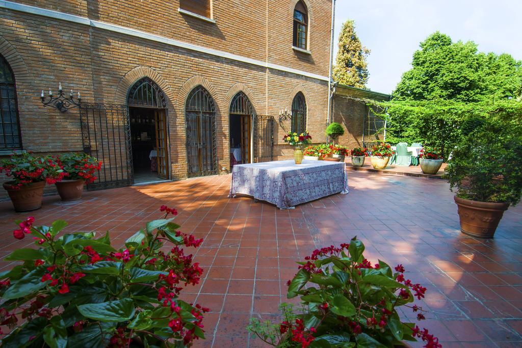 بوسيتو Hotel I Due Foscari المظهر الخارجي الصورة